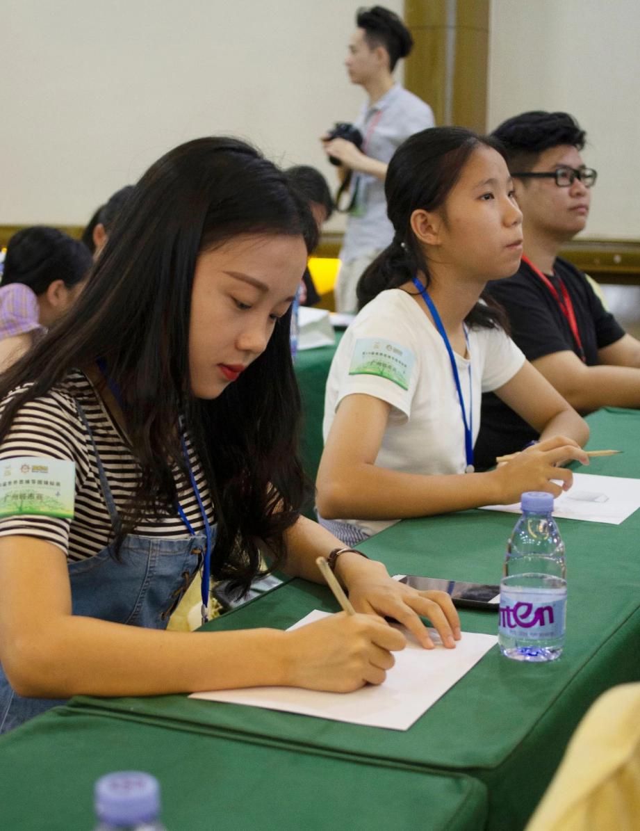 新华好青年 2018年学校"多才多艺"好青年:李思缘-中国语言文学系